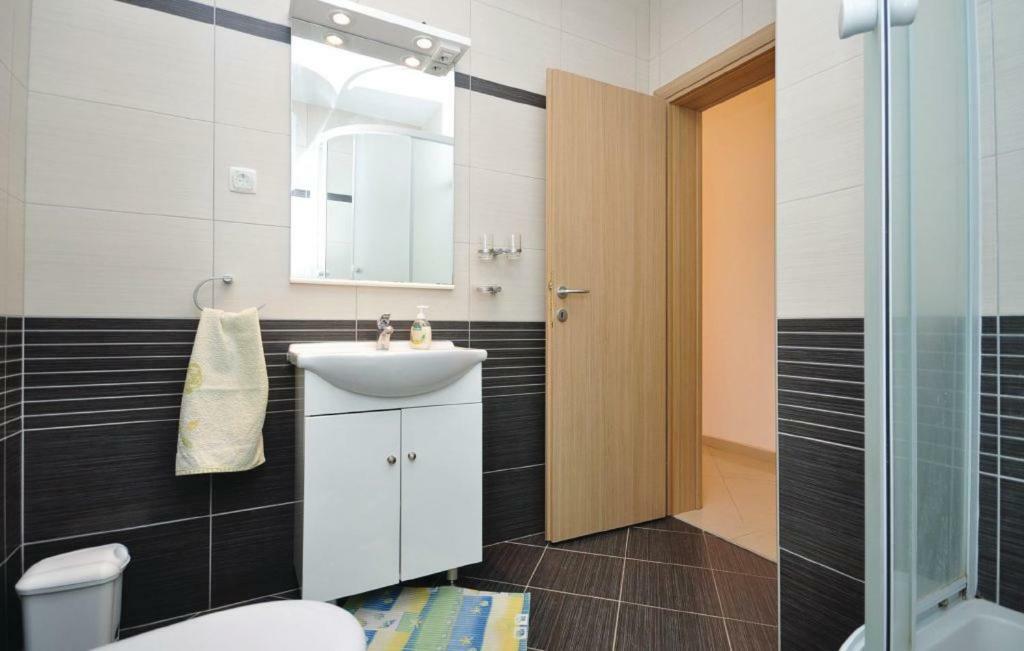 Apartment Orange Makarska Kültér fotó