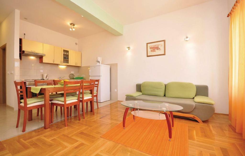 Apartment Orange Makarska Kültér fotó